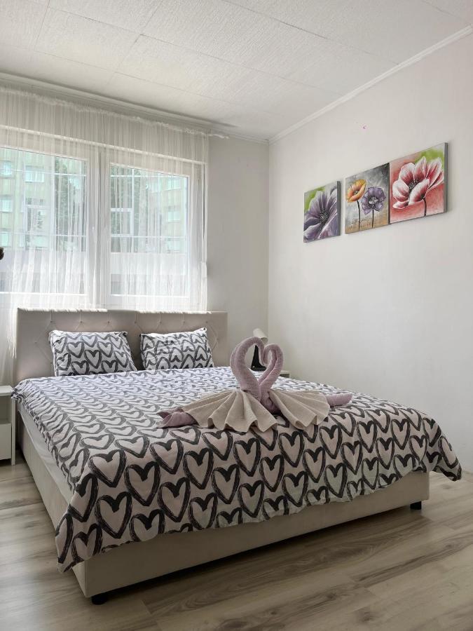 Starlux Apartment Мостар Екстер'єр фото
